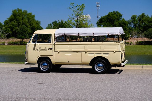 1968 Volkswagen Transporter Single Cab Bay Window - 22397793 - 11