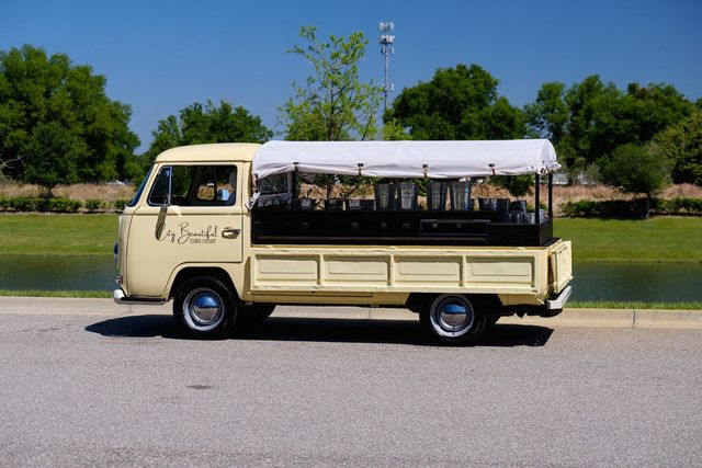 1968 Volkswagen Transporter Single Cab Bay Window - 22397793 - 23