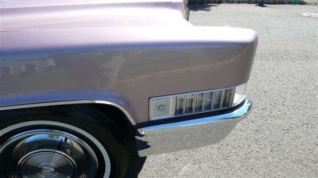 1969 Cadillac DEVILLE GORGEOUS - 7671277 - 10