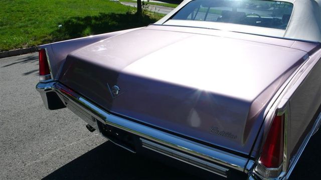 1969 Cadillac DEVILLE GORGEOUS - 7671277 - 18