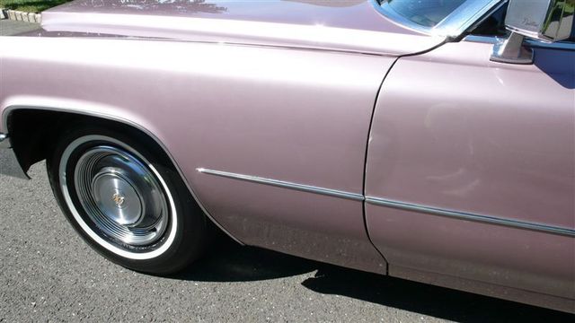 1969 Cadillac DEVILLE GORGEOUS - 7671277 - 24