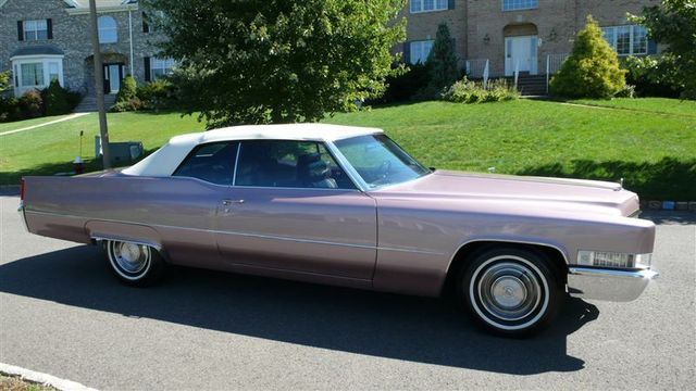 1969 Cadillac DEVILLE GORGEOUS - 7671277 - 2