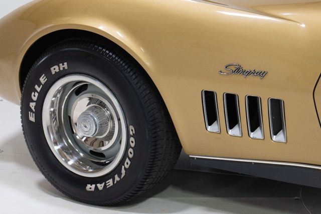 1969 Chevrolet Corvette  - 22326762 - 32