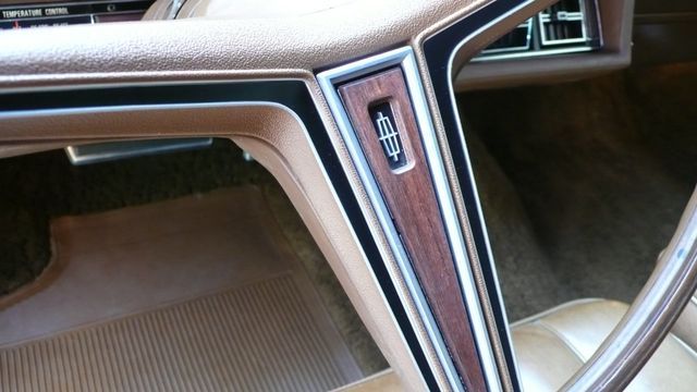 1971 Lincoln MKIII  - 15101716 - 21
