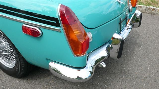 1972 MG MGB SHOW CAR - 9088983 - 27