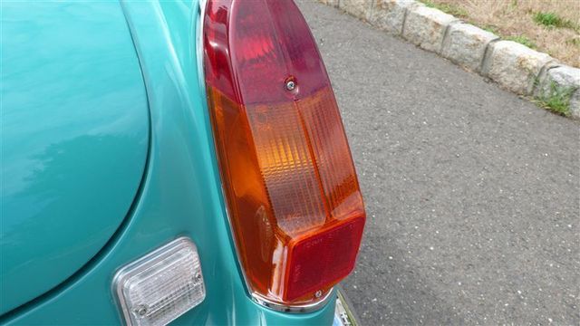 1972 MG MGB SHOW CAR - 9088983 - 33