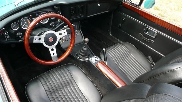 1972 MG MGB SHOW CAR - 9088983 - 51