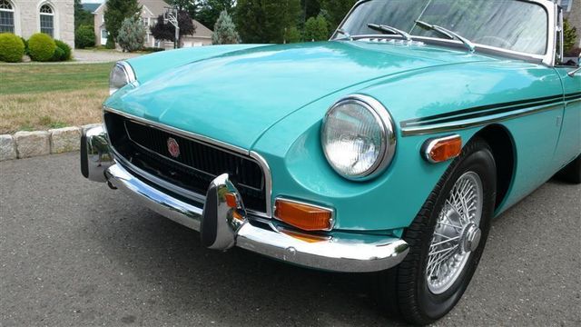 1972 MG MGB SHOW CAR - 9088983 - 71