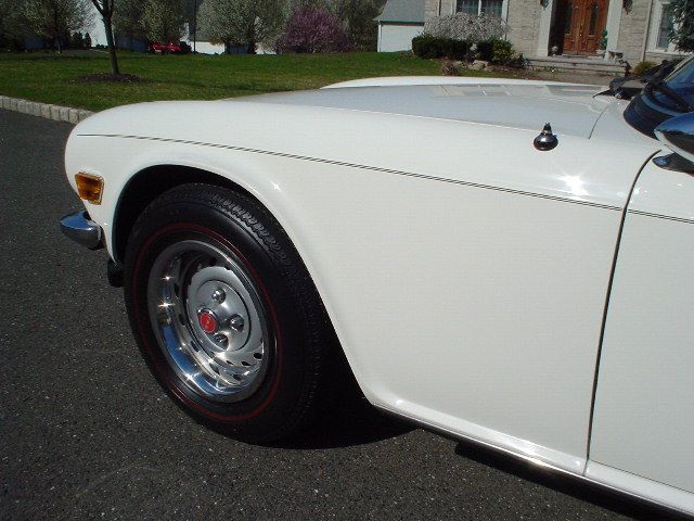 1975 Triumph TR6 2DR - 2907085 - 12