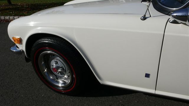 1975 Triumph TR6 RESTORED - 7979757 - 12