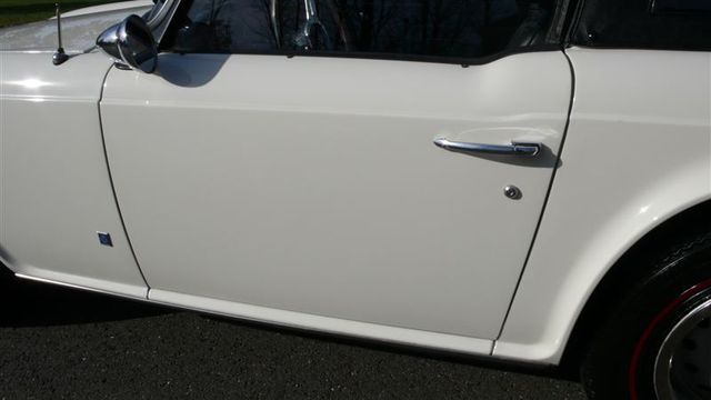 1975 Triumph TR6 RESTORED - 7979757 - 13