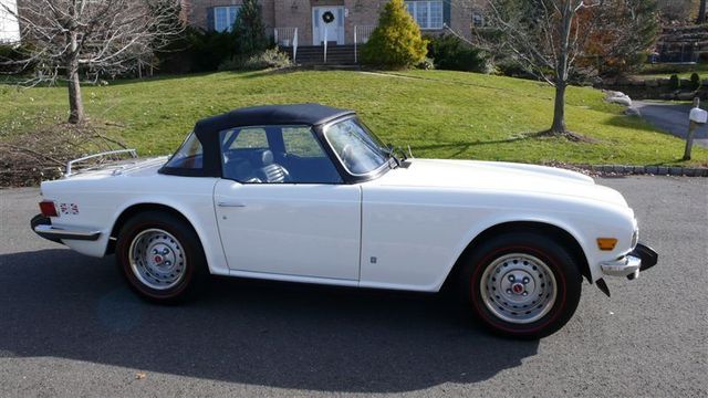 1975 Triumph TR6 RESTORED - 7979757 - 2