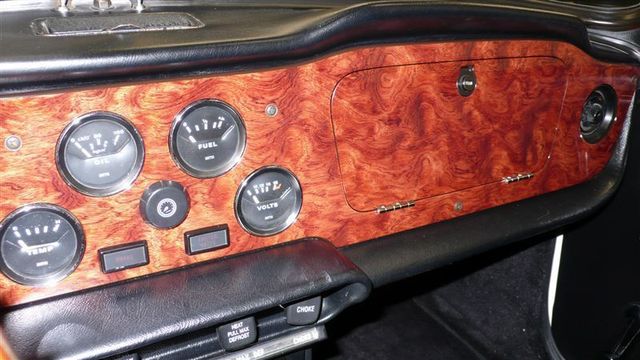 1975 Triumph TR6 RESTORED - 7979757 - 34