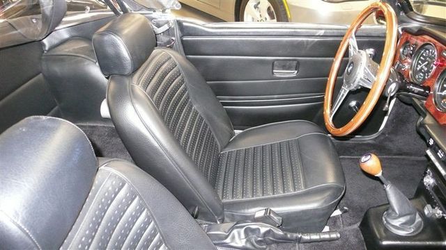 1975 Triumph TR6 RESTORED - 7979757 - 41