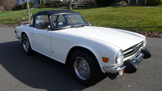 1975 Triumph TR6 RESTORED - 7979757 - 4