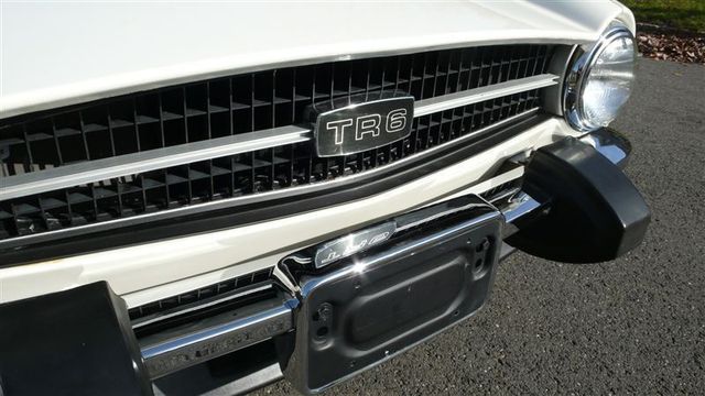 1975 Triumph TR6 RESTORED - 7979757 - 7