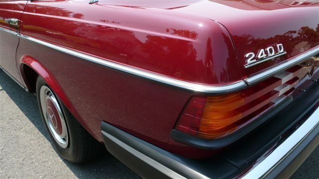 1978 Mercedes-Benz 240D STUNNING - 8893738 - 19