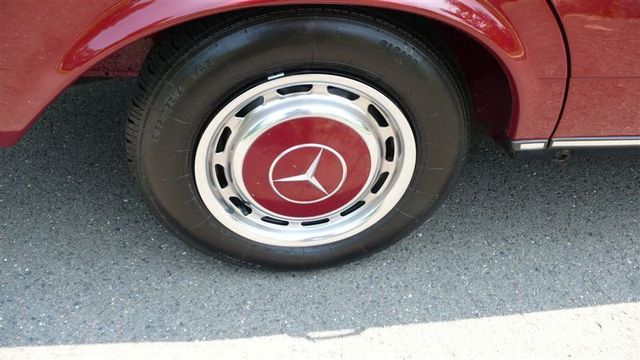 1978 Mercedes-Benz 240D STUNNING - 8893738 - 33