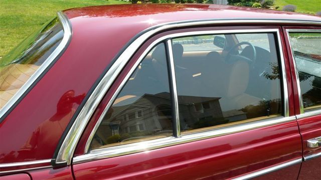 1978 Mercedes-Benz 240D STUNNING - 8893738 - 35