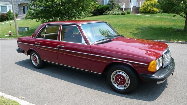 1978 Mercedes-Benz 240D STUNNING - 8893738 - 3