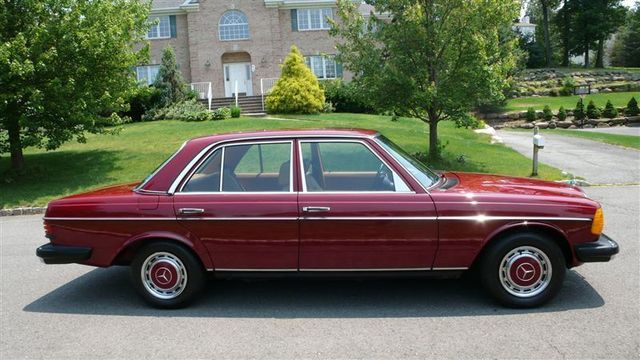 1978 Mercedes-Benz 240D STUNNING - 8893738 - 42