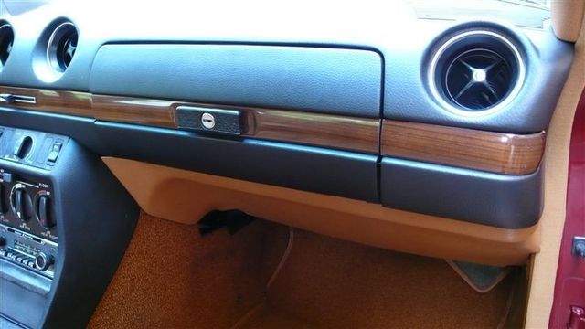 1978 Mercedes-Benz 240D STUNNING - 8893738 - 57