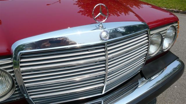1978 Mercedes-Benz 240D STUNNING - 8893738 - 6