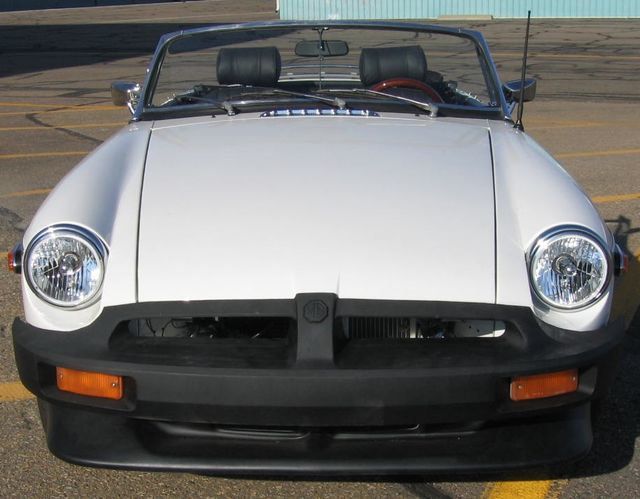 1979 MG MGB V8 - 5985375 - 8