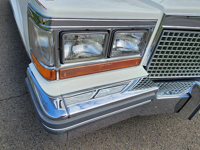 1981 Cadillac DeVille Base Trim - 21879690 - 28