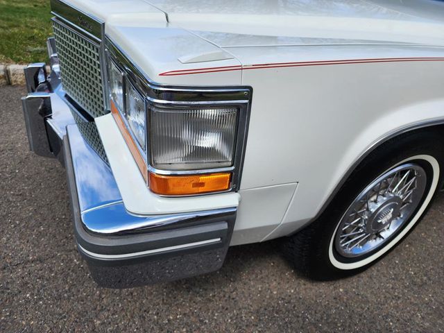 1981 Cadillac DeVille Base Trim - 21879690 - 33