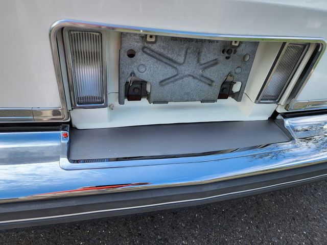 1981 Cadillac DeVille Base Trim - 21879690 - 49