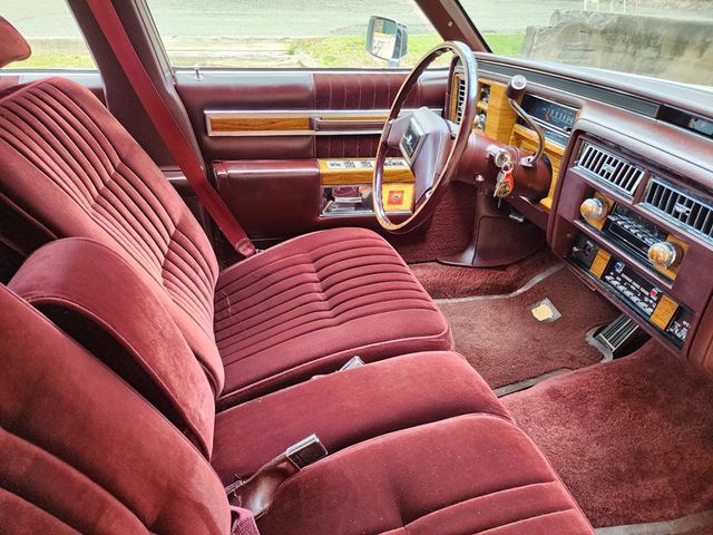 1981 Cadillac DeVille Base Trim - 21879690 - 7