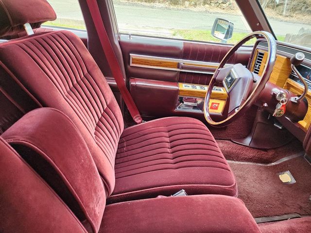 1981 Cadillac DeVille Base Trim - 21879690 - 8