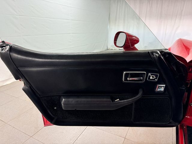 1981 Chevrolet Corvette  - 22937637 - 25