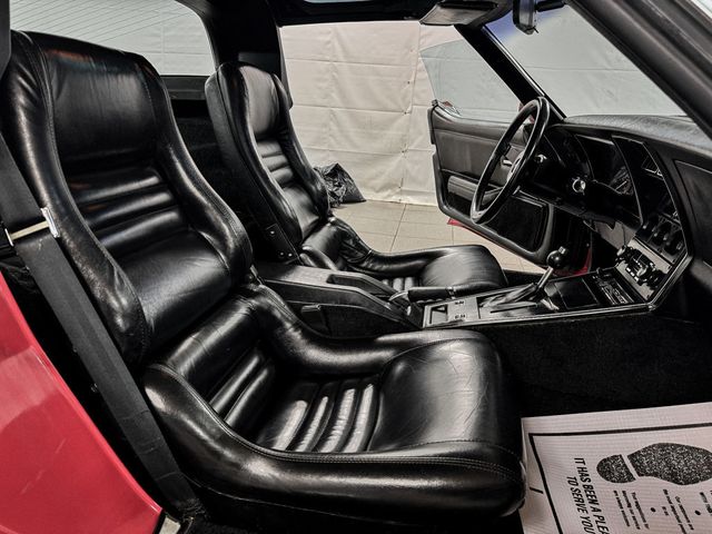 1981 Chevrolet Corvette  - 22937637 - 32