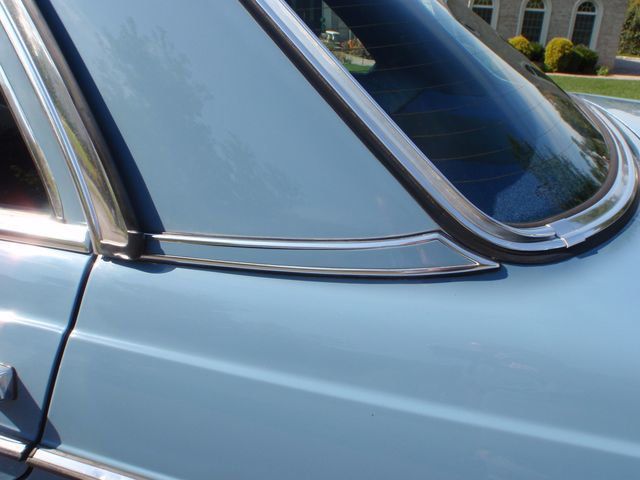 1982 Mercedes-Benz 240 Base Trim - 6202860 - 19