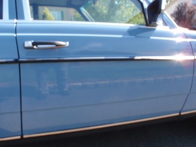 1982 Mercedes-Benz 240 Base Trim - 6202860 - 35