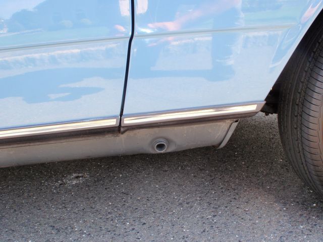 1982 Mercedes-Benz 240 Base Trim - 6202860 - 36