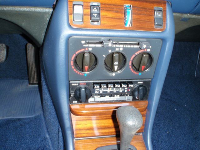 1982 Mercedes-Benz 240 Base Trim - 6202860 - 43