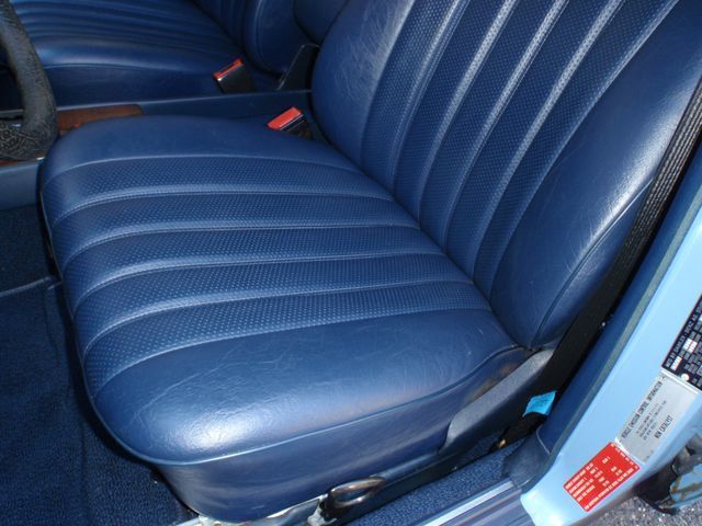 1982 Mercedes-Benz 240 Base Trim - 6202860 - 45