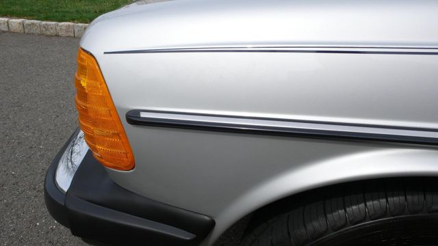 1982 Mercedes-Benz 300 TD - 10344868 - 13