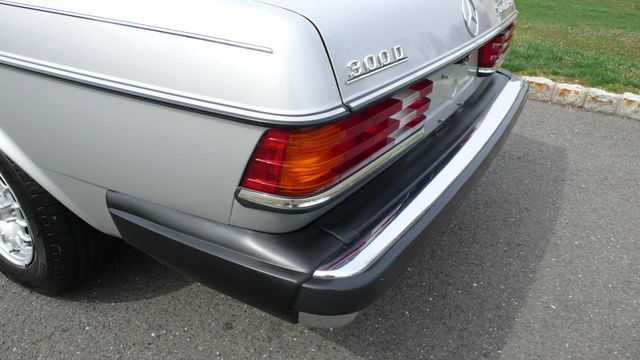 1982 Mercedes-Benz 300 TD - 10344868 - 26