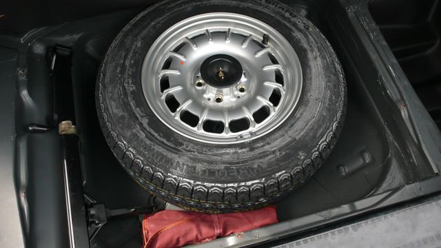 1982 Mercedes-Benz 300 TD - 10344868 - 31