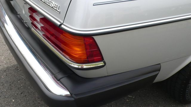 1982 Mercedes-Benz 300 TD - 10344868 - 33