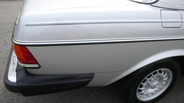1982 Mercedes-Benz 300 TD - 10344868 - 34