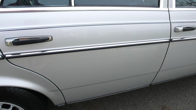 1982 Mercedes-Benz 300 TD - 10344868 - 37