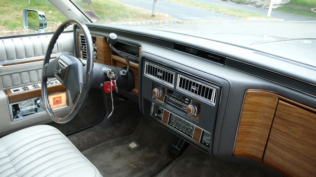 1983 Cadillac DeVille Base Trim - 14315151 - 14