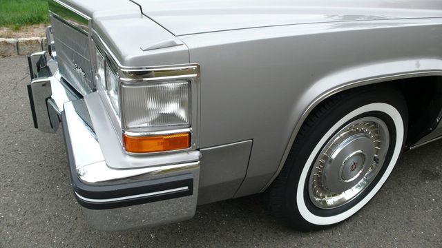 1983 Cadillac DeVille Base Trim - 14315151 - 24