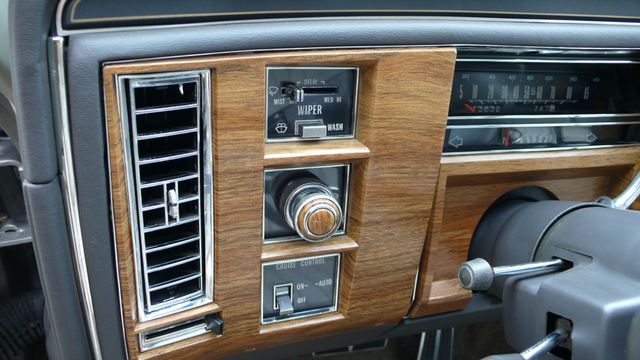 1983 Cadillac DeVille Base Trim - 14315151 - 34