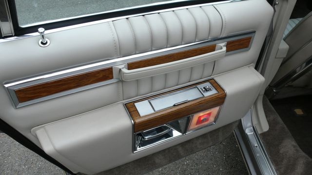 1983 Cadillac DeVille Base Trim - 14315151 - 43